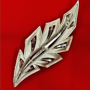 Vintage Coro silver leaf brooch
